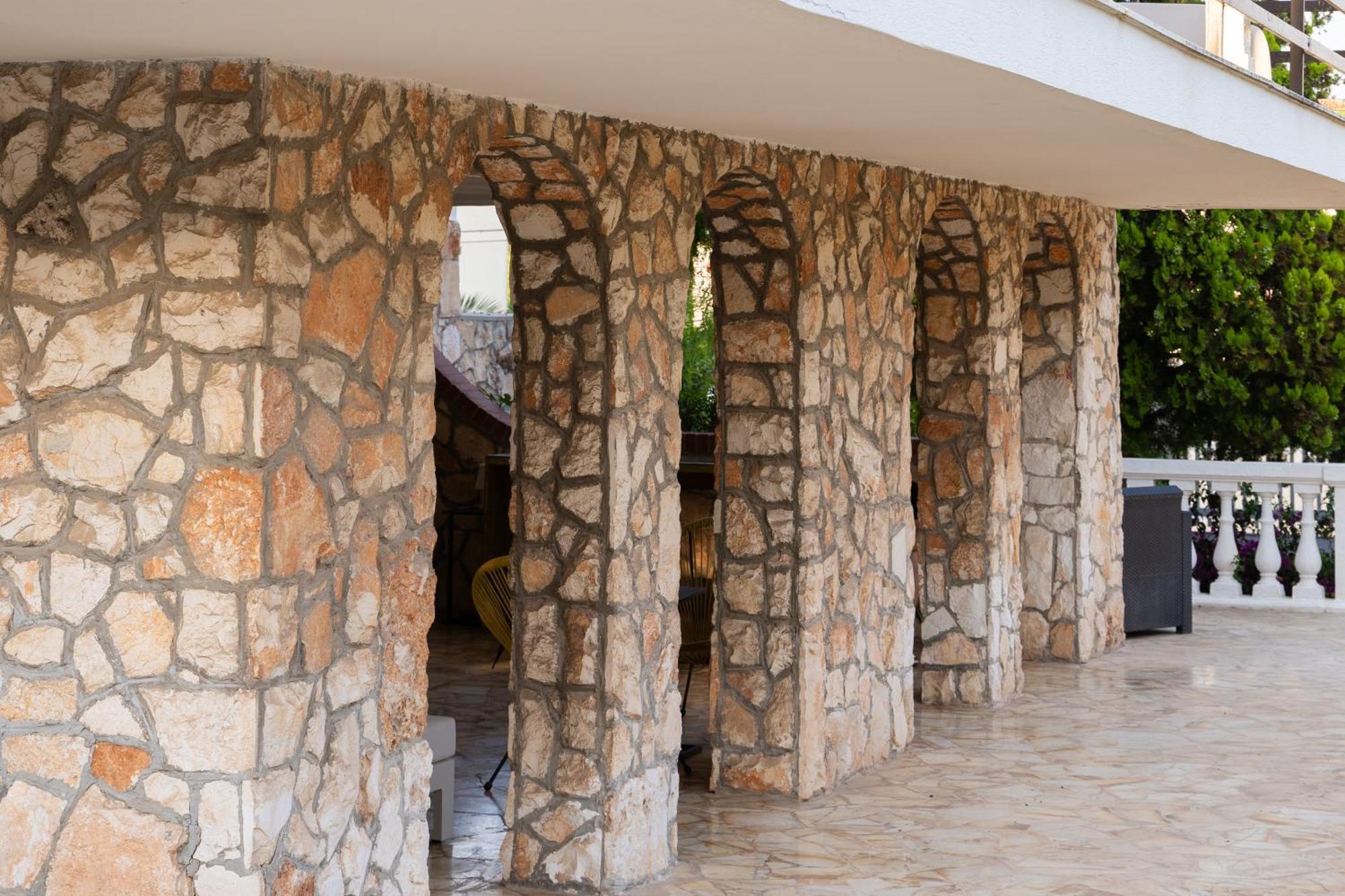Villa Angela Suite Taranto Bagian luar foto