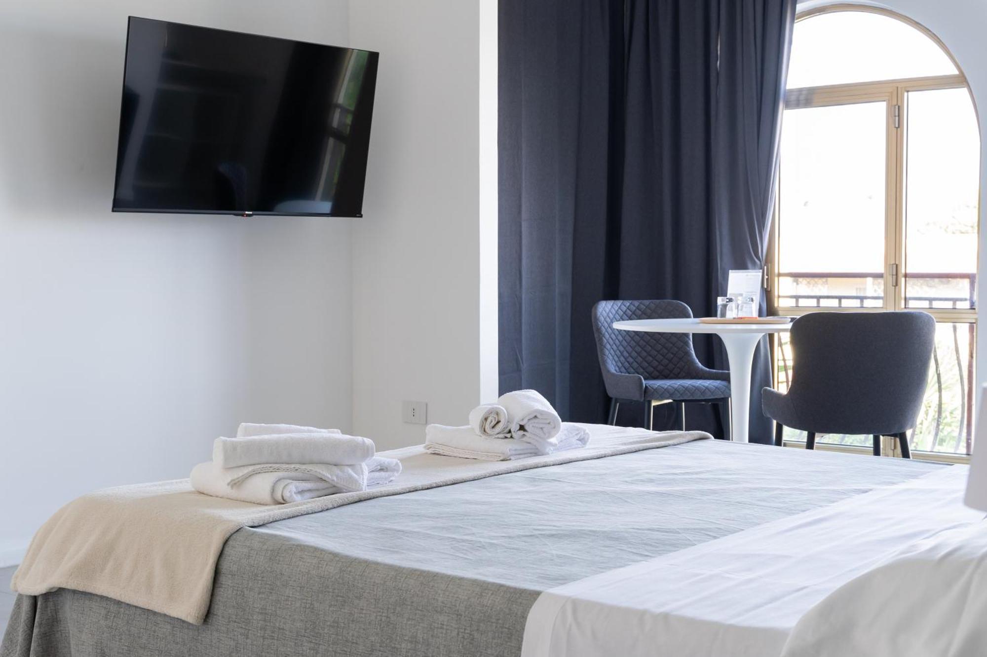 Villa Angela Suite Taranto Bagian luar foto